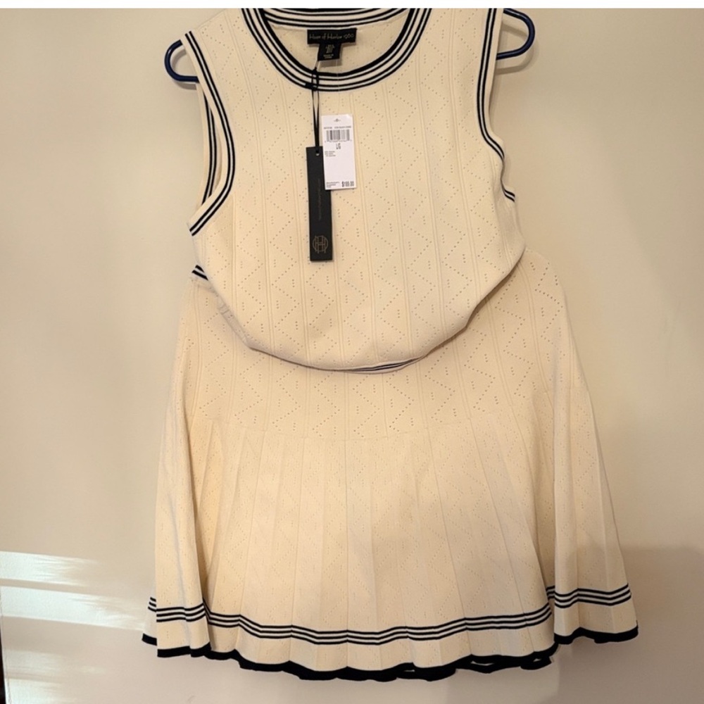 House of Harlow 1960 Cream and Black Sweater Top and Skirt Set Size Large